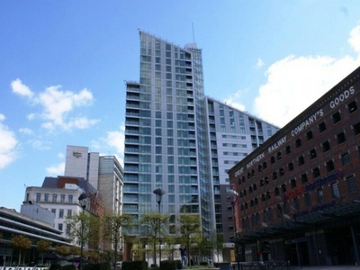 1 bedroom apartment for rent in Great Northern Tower, Deansgate, Manchester, M3