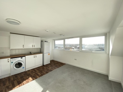 1 bedroom apartment for rent in Tonbridge Road Maidstone ME16