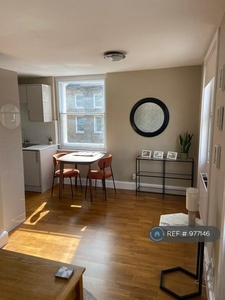 1 bedroom flat for rent in Calthorpe Street, London, WC1X