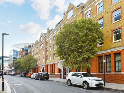 1 bedroom flat for rent in Chapter House, Parker Street, Holborn, WC2B
