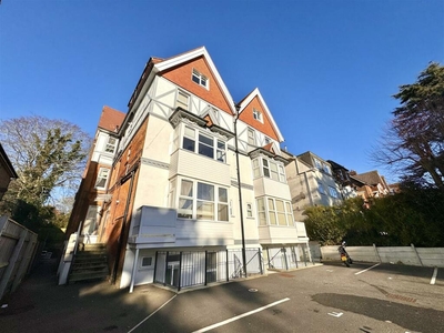 1 bedroom flat for rent in Christchurch Road, Bournemouth, BH1