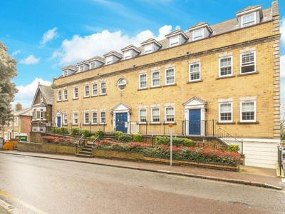 1 bedroom flat for rent in Crown Street, Brentwood, CM14
