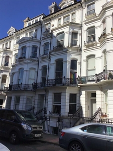 Studio flat for rent in St. Michaels Place, Brighton, BN1