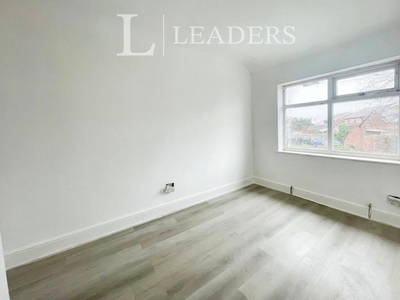 1 bedroom house share for rent in Kent Avenue, Droylsden, M43