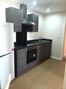 2 Bedroom Apartment For Rent In Halifax, West Yorkshire