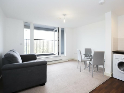 2 bedroom apartment for rent in Salford M5