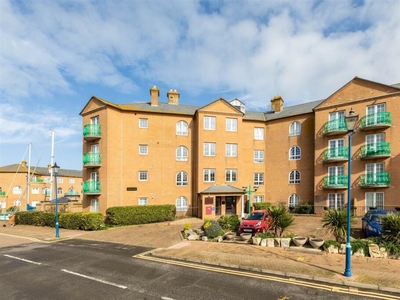 2 bedroom apartment for rent in The Strand, Brighton, BN2