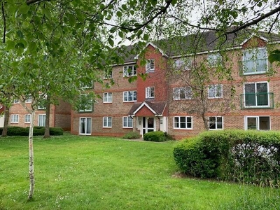 2 Bedroom Apartment For Sale In Crawley, West Sussex