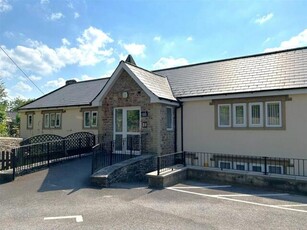 2 Bedroom Apartment For Sale In Wookey Hole, Wells