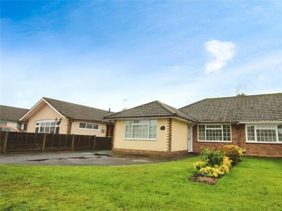 2 Bedroom Bungalow For Sale In Waterlooville, Hampshire