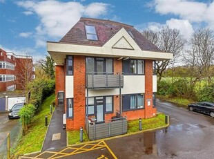 2 Bedroom Flat For Sale In Leatherhead