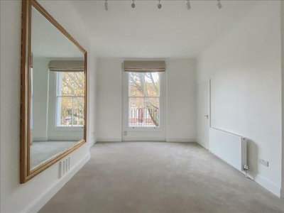 2 Bedroom Flat For Sale In London, London Borough Of Westminster