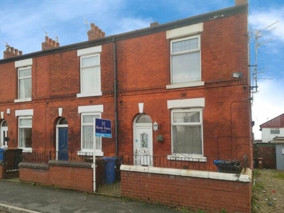 2 Bedroom House Cheshire Stockport