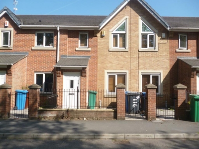 2 bedroom house for rent in Rolls Crescent, Hulme, Manchester, M15
