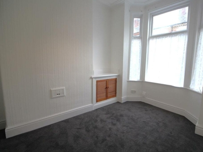2 bedroom house for rent in Wincombe Street, Manchester, M14