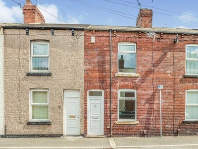 2 Bedroom Terraced House For Sale In Wakefield, West Yorkshire