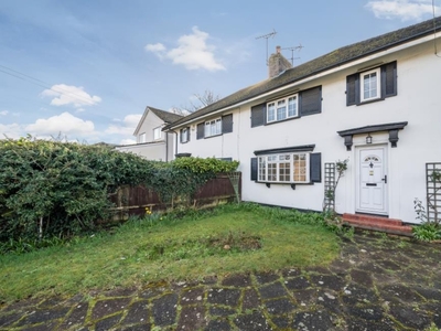 3 Bed House For Sale in Lightwater, Surrey, GU18 - 5336191