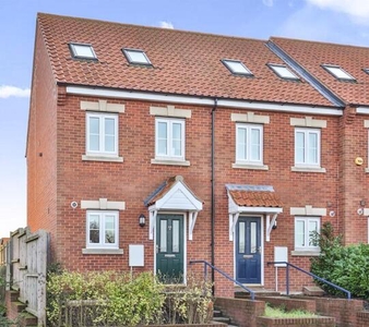 3 Bedroom Semi-detached House For Rent In Norwich