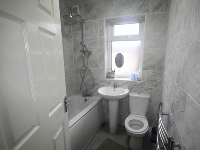 3 Bedroom Terraced House For Sale In Middlesbrough, North Yorkshire