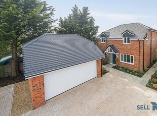 4 Bedroom Detached House For Sale In Finished To A High Standard Throughout** 54a Bedford Road