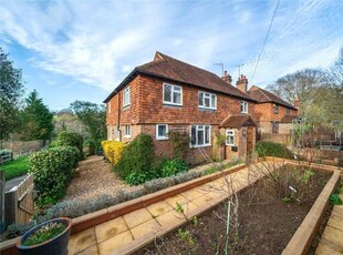 4 Bedroom Detached House For Sale In Shamley Green, Surrey