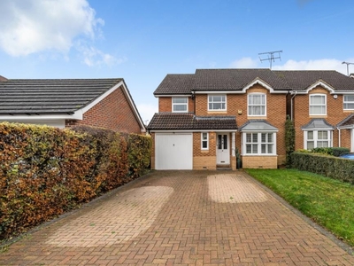 5 Bed House For Sale in Woodley, Popular Airfield Development, RG5 - 5258971