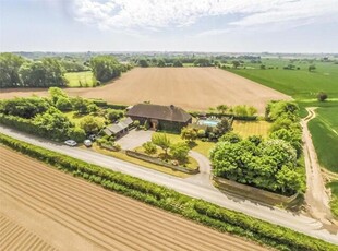 5 Bedroom Barn Conversion For Sale In Highleigh, Chichester