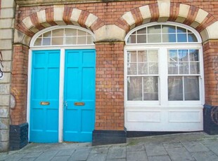 5 Bedroom End Of Terrace House For Rent In Stokes Croft