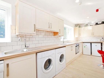 8 Bedroom Terraced House For Rent In Sheffield