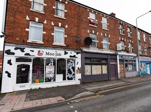 Block of flats for sale in Victoria Square, Worksop S80