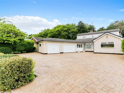 Bungalow for sale in Taunton Road, Sale M33