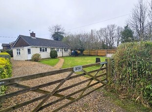 Bungalow to rent in Christchurch Road, West Parley, Ferndown BH22