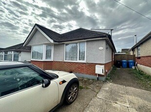 Bungalow to rent in Herbert Avenue, Poole BH12