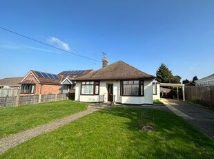 Bungalow to rent in Jacks Green, Creeting St. Mary, Ipswich IP6
