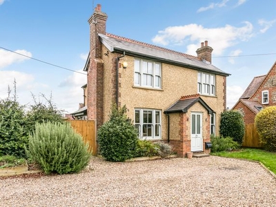 Cottage for sale in Featherbed Lane, Holmer Green HP15