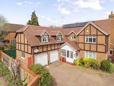 Detached house for sale in Linceslade Grove, Loughton, Milton Keynes MK5