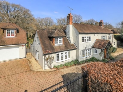 Detached house for sale in Lower Sandhurst Road, Finchampstead, Wokingham, Berkshire RG40