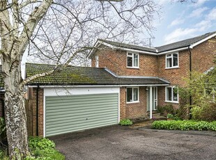 Detached house for sale in Pages Croft, Berkhamsted, Hertfordshire HP4