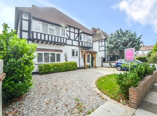 Detached house for sale in Parkanaur Avenue, Southend-On-Sea SS1