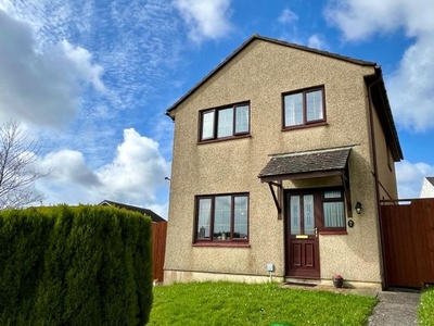 Detached house for sale in Poplar Close, Sketty, Swansea SA2