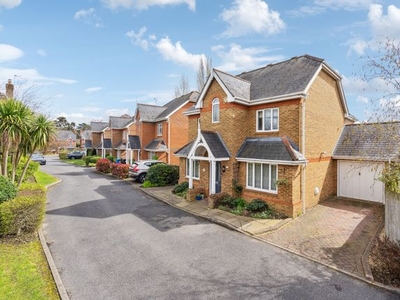 Detached house for sale in Raymond Road, Maidenhead SL6