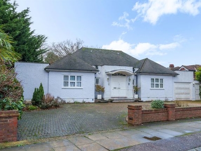 Detached house for sale in Sunbury Gardens, London NW7
