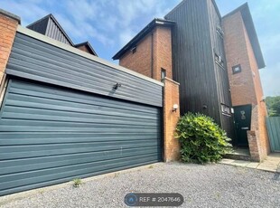 Detached house to rent in Bellhouse Walk, Bristol BS11