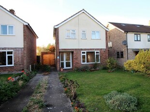 Detached house to rent in Greystoke Road, Cherry Hinton, Cambridge CB1