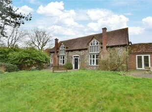 Detached house to rent in Harthall Lane, Kings Langley, Hertfordshire WD4