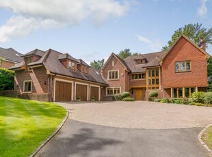 Detached house to rent in Mill Lane, Chalfont St. Giles, Buckinghamshire HP8