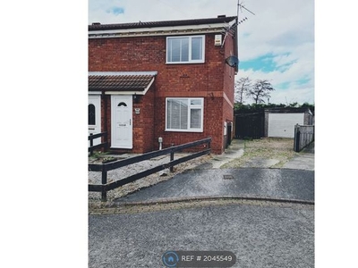 Detached house to rent in Tudor Drive, Hull HU6