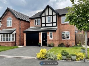 Detached house to rent in Wells Avenue, Lostock Gralam, Northwich CW9