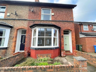 End terrace house for sale in The Grove, Sale M33