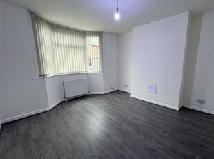 End terrace house to rent in Harefield Road, Coventry, West Midlands CV2